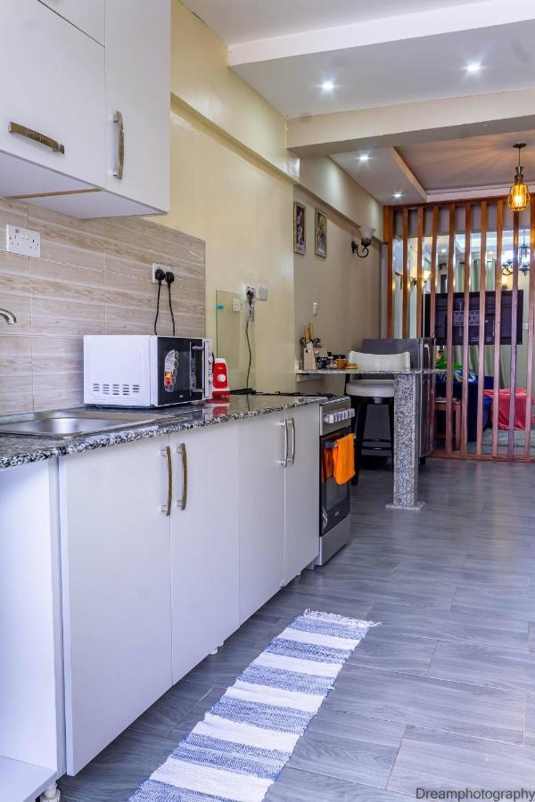 1Bedroom Near Yaya, Kilimani, With Washing Machine ไนโรบี ภายนอก รูปภาพ